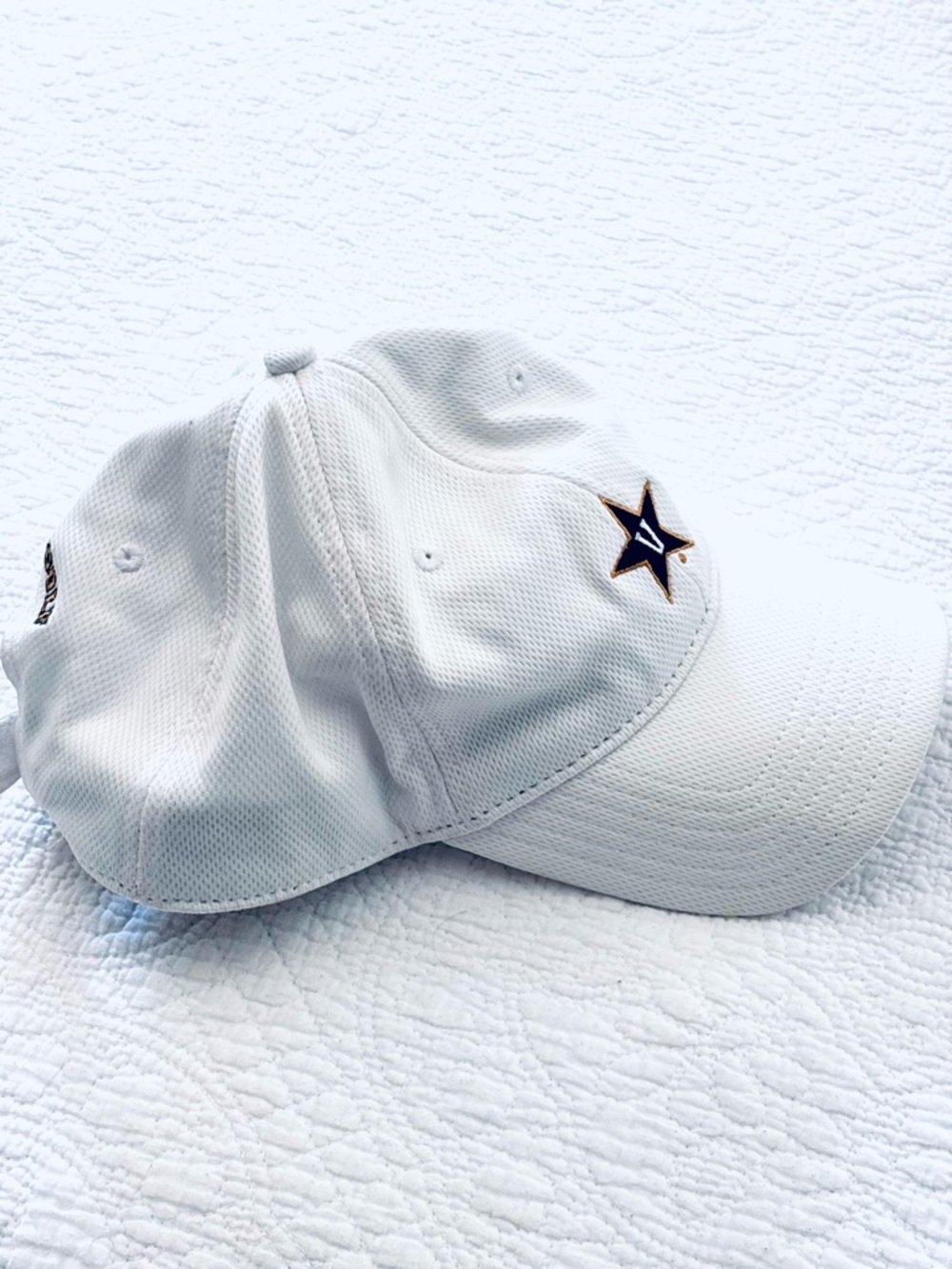 ❗️Vanderbilt Golf Official Team Hat MSRP $60! - Picture 5 of 9